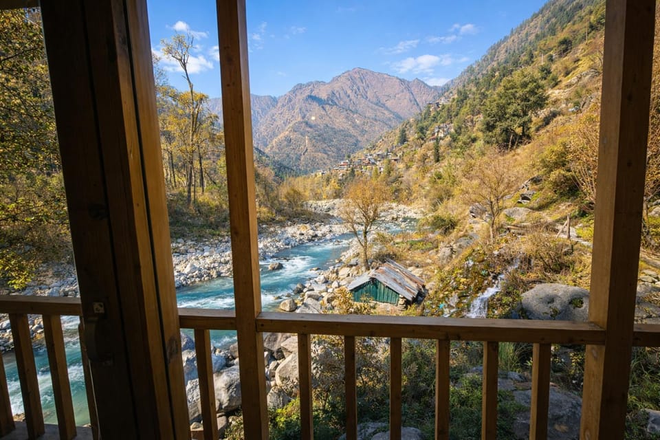 Spring, Day, Natural landscape, View (from property/room), Balcony/Terrace, Mountain view, River view