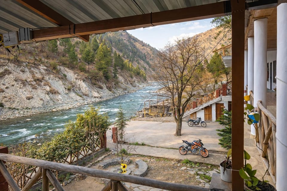 Spring, Day, Natural landscape, View (from property/room), Balcony/Terrace, Lake view, Mountain view, River view, Sea view