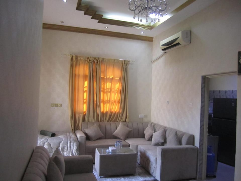 Living room, Seating area, air conditioner