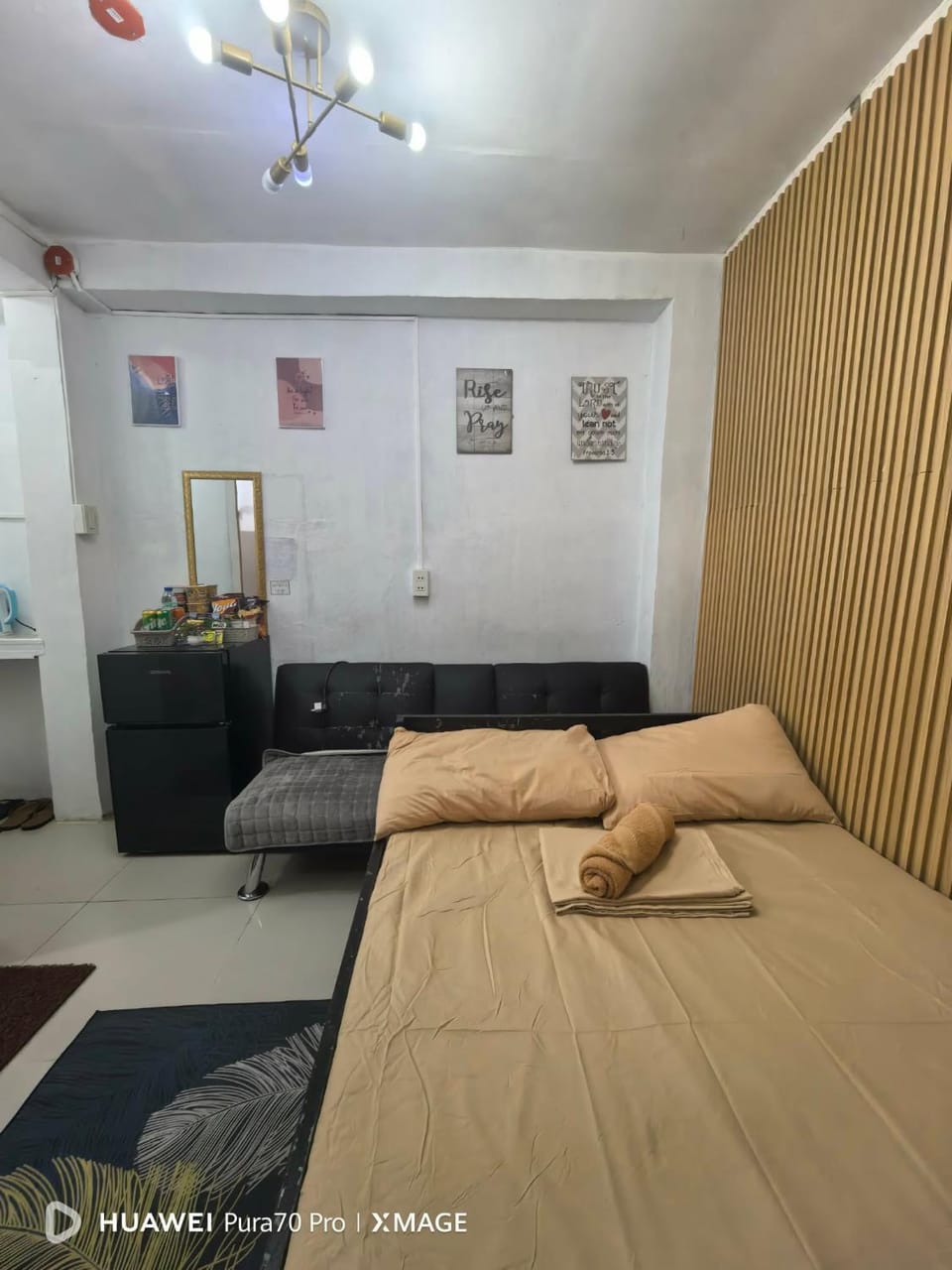Transient Room for Bypackers in Imus NO CAR PARK Apartment in Region of Manila