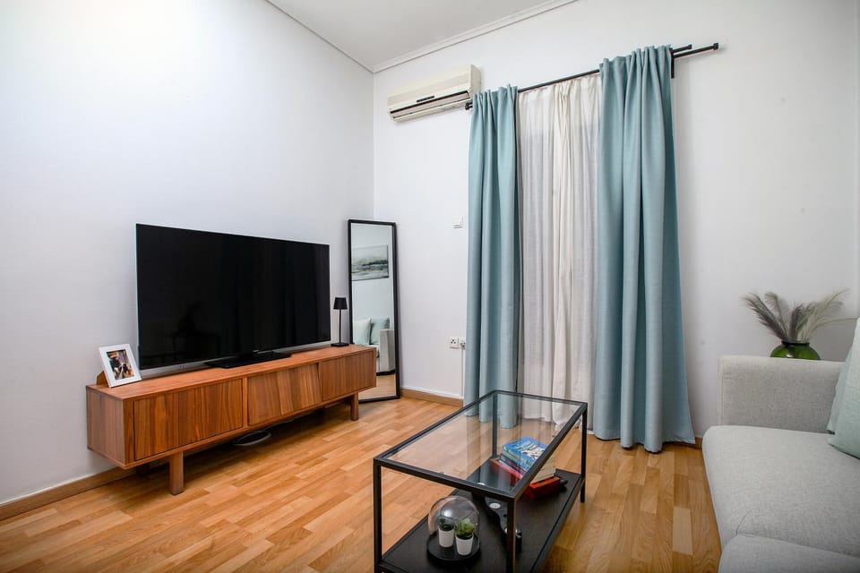 Communal lounge/ TV room, TV and multimedia