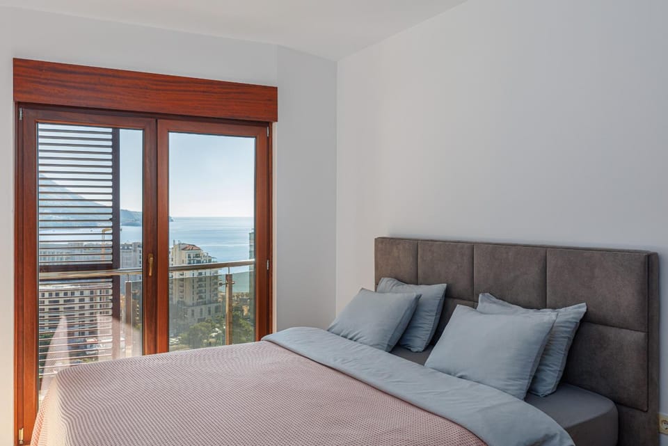 Bed, View (from property/room), Bedroom