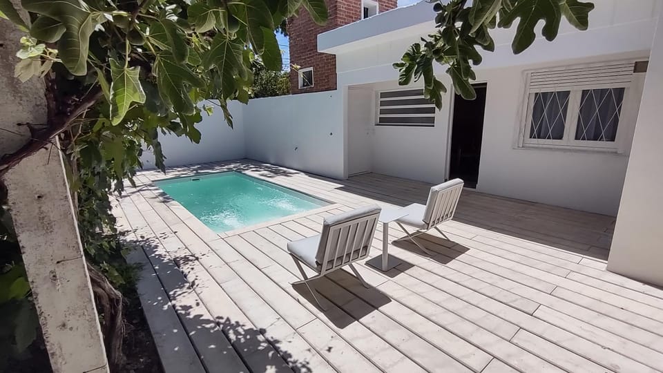 Off site, Garden, Solarium, Balcony/Terrace, Swimming pool