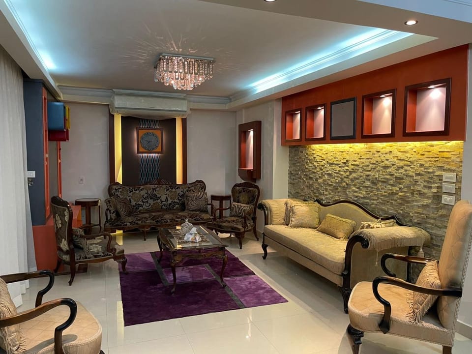Cosy and Prime Location Apartment in Cairo Governorate