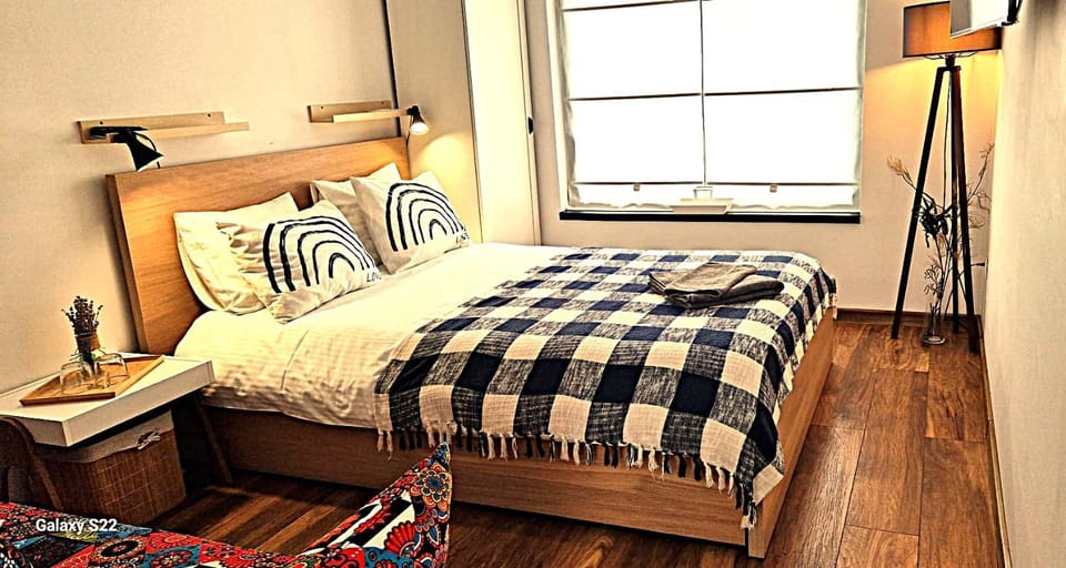 Georgia Tiny House - Hiperbara Livezeni Mures Bed and Breakfast in Romania
