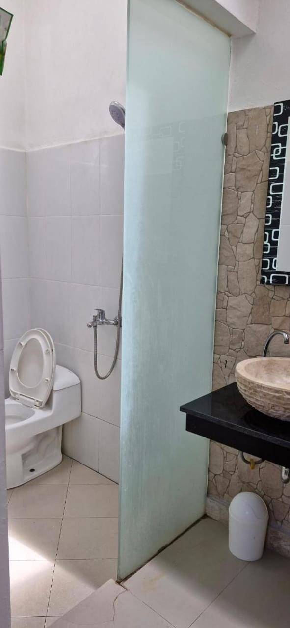 Cozy 1Bedroom House with Kitchen Work Space House in Kuta Selatan