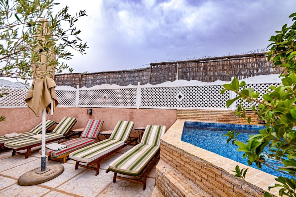 Pool view, Swimming pool
