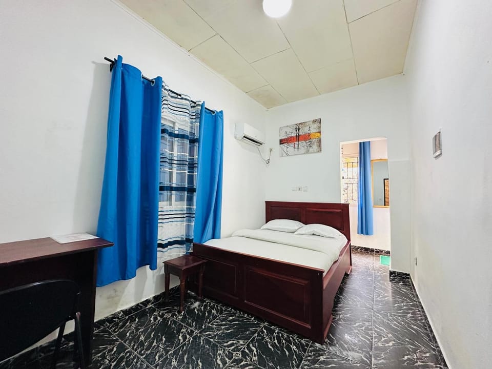 CAMERHOME Carrefour mosqué Cité des palmiers Apartment hotel in Douala