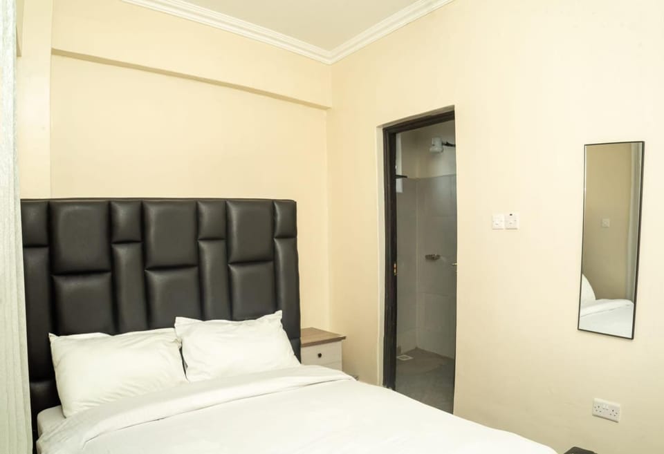Hyrax Hill Apartments Country House in Kenya