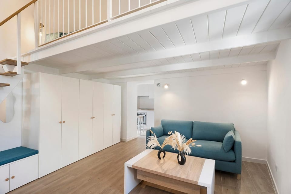 Property building, Living room