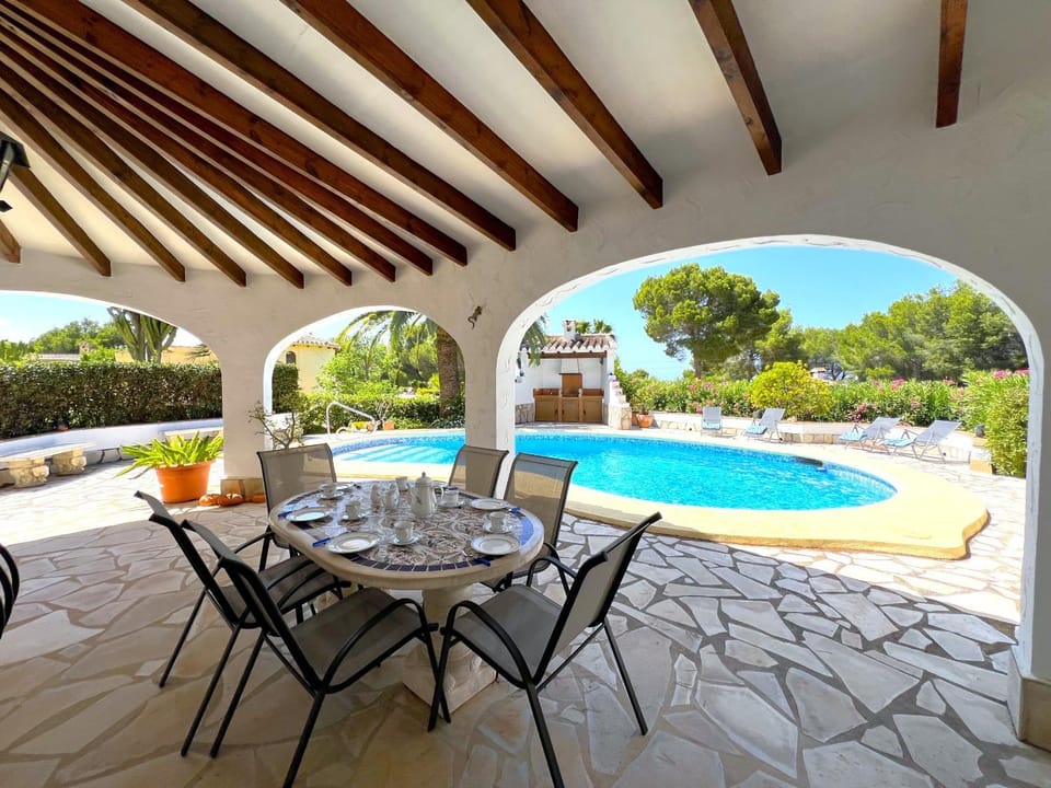 View (from property/room), Balcony/Terrace, Dining area, Pool view, Swimming pool, sunbed