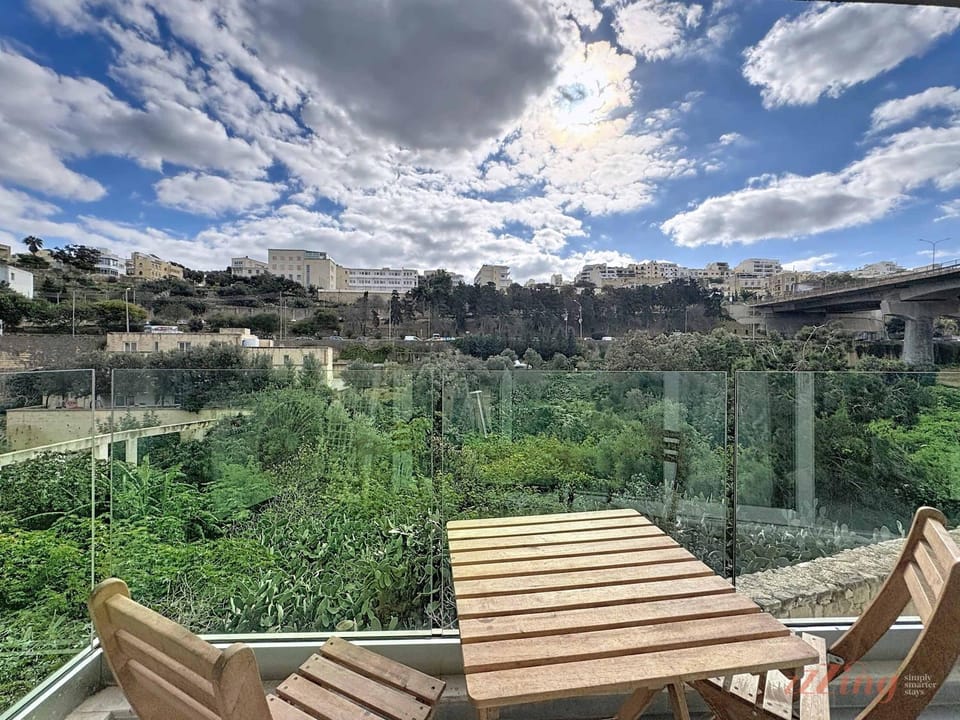 Natural landscape, Balcony/Terrace, Garden view