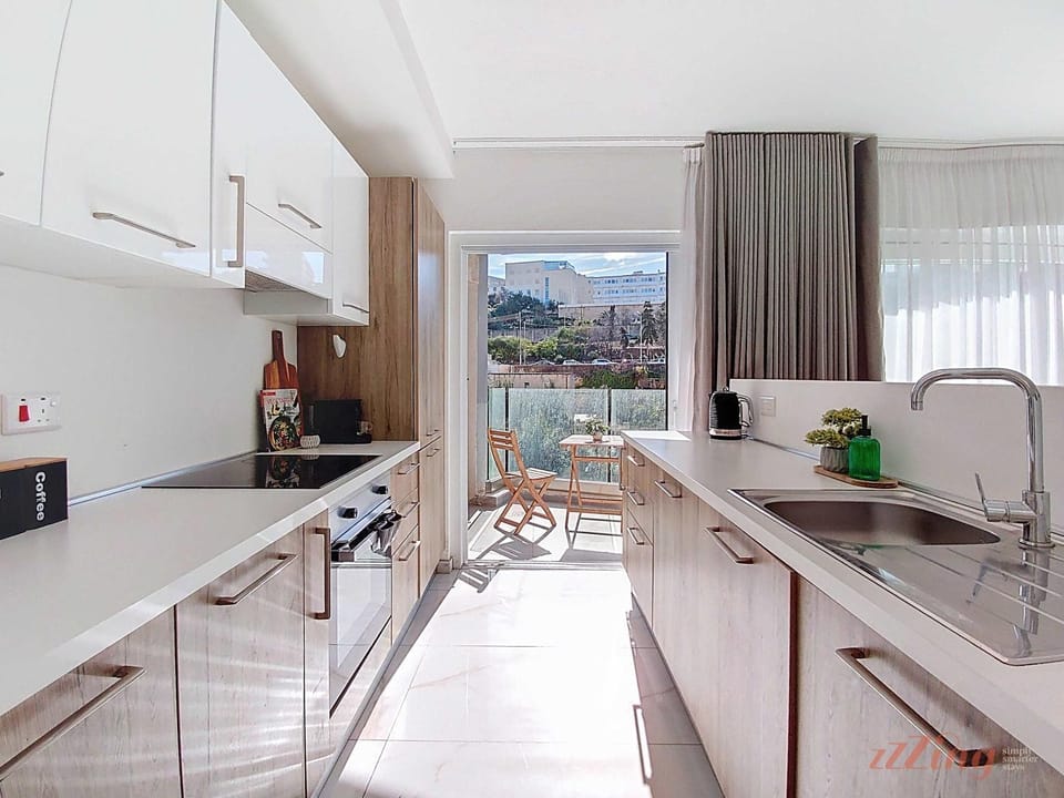 Kitchen or kitchenette, oven, stove