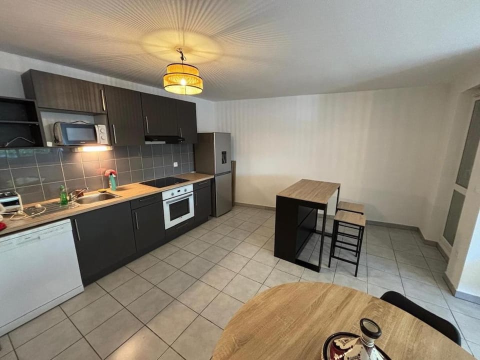 Le Prévert, appartement T3 à Castelnau-Le-Lez Apartment in Castelnau-le-Lez