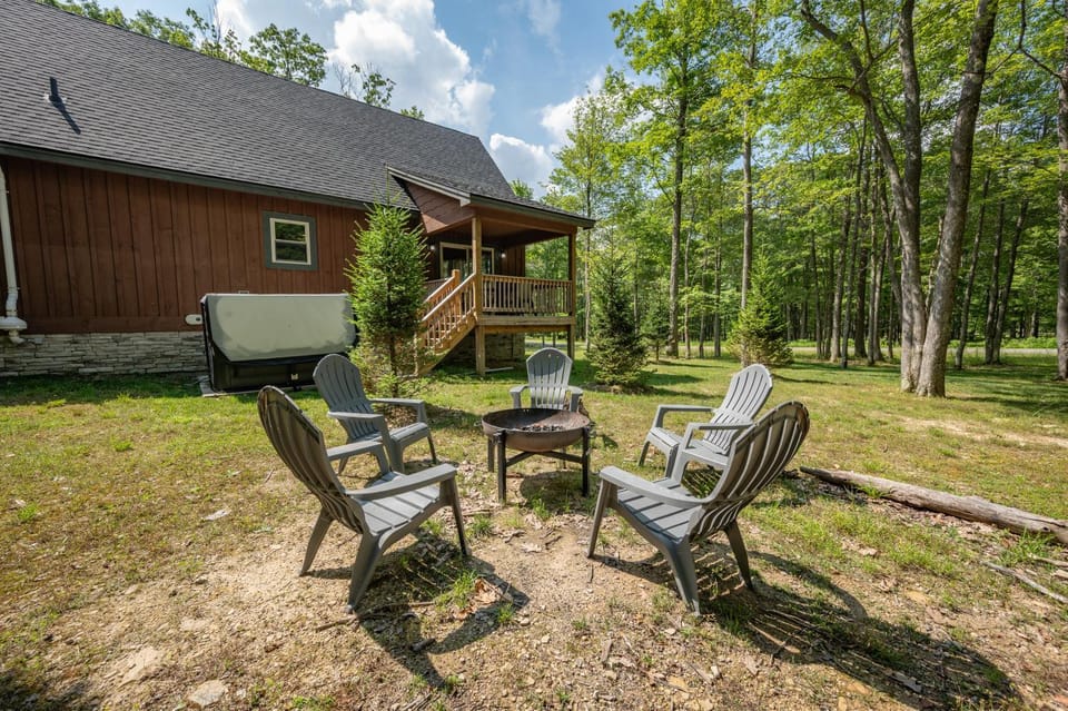 Lazy Daze by Railey Vacations House in Deep Creek Lake