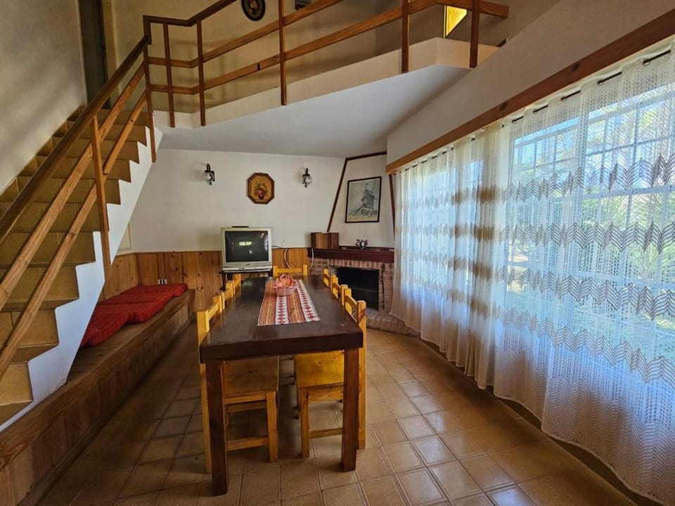 quique House in Villa Gesell