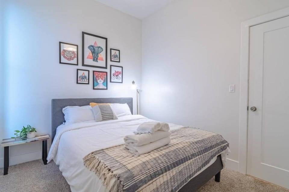 Chicago Spacious 3Br Smoke Ok Near McCormick Place Apartment in South Loop