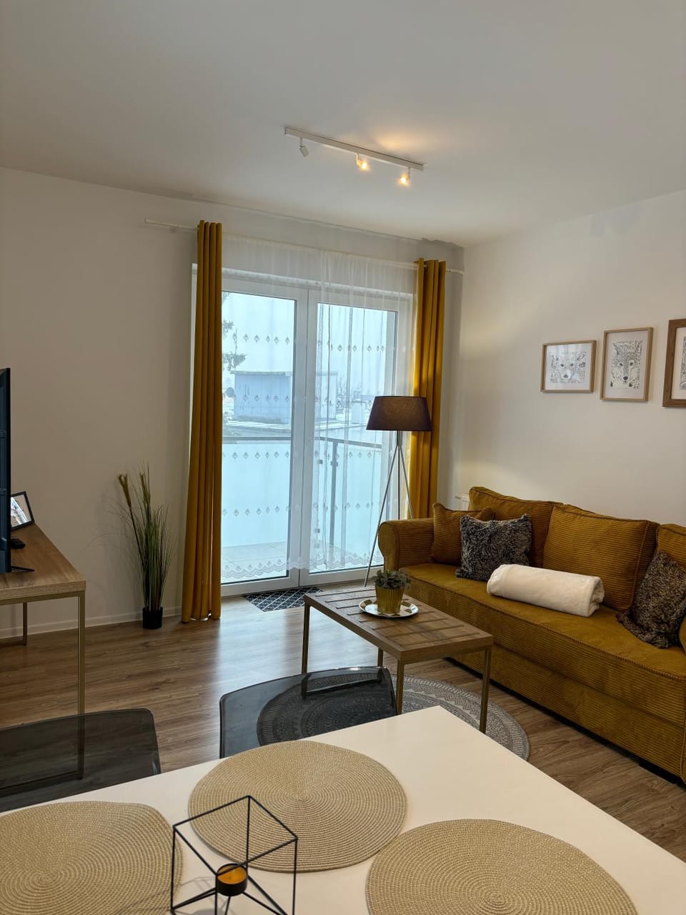 Apartament Bursztynowy Apartment in Lower Silesian Voivodeship