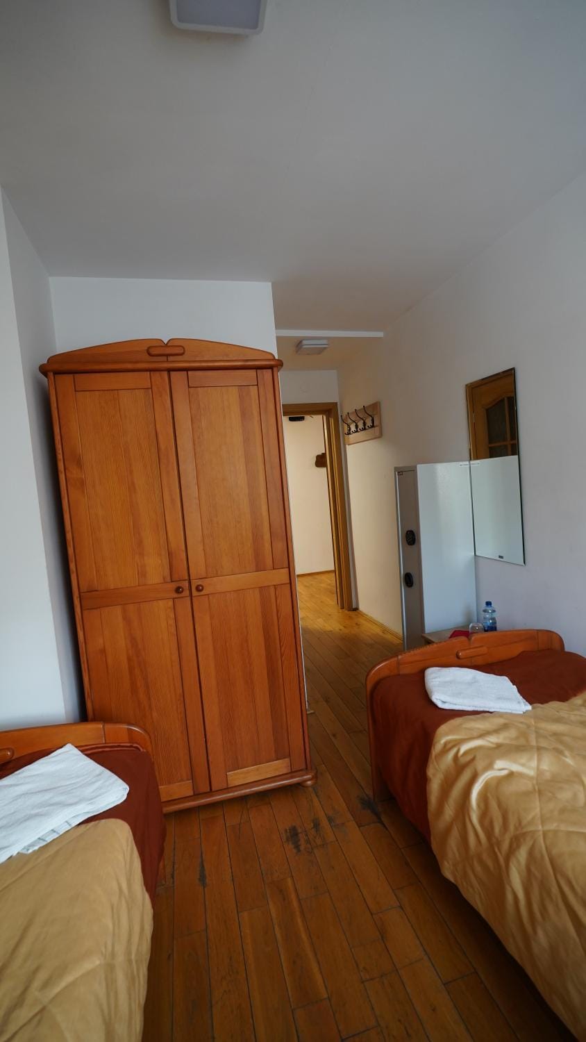 Photo of the whole room, wardrobe