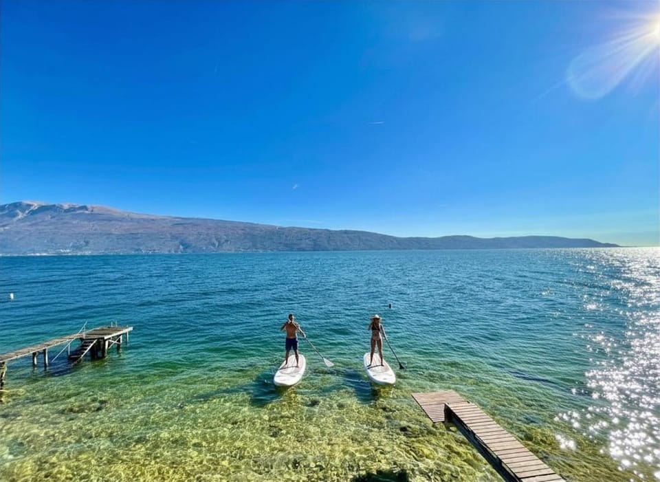 D1MORA Nautilus - incredible location at lake Villa in Lake Garda