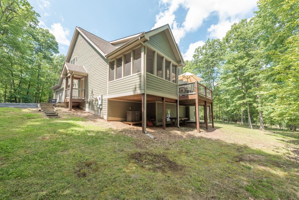 Lakeside Landing by Railey Vacations House in Deep Creek Lake