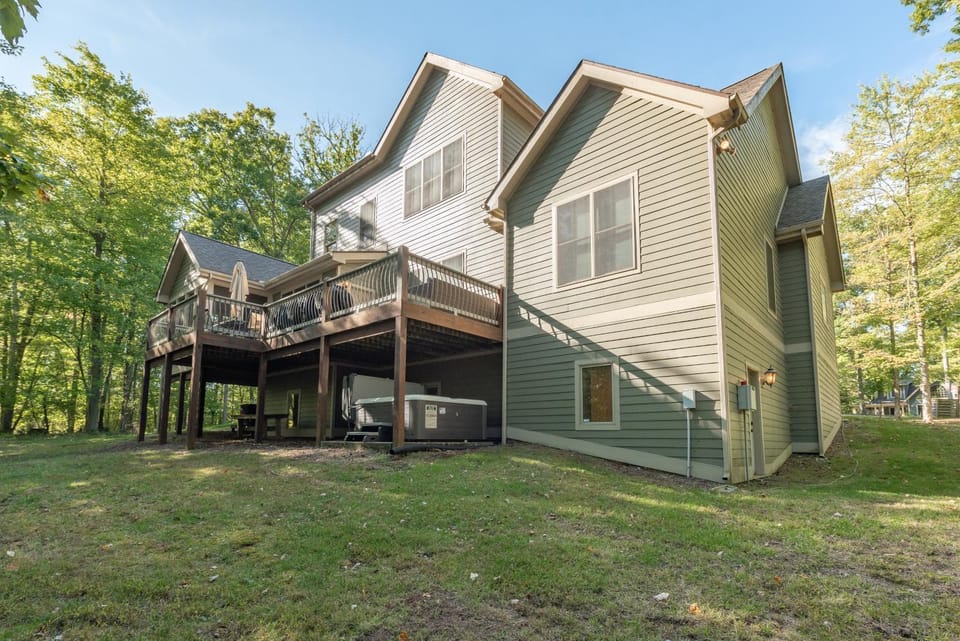 Lakeside Landing by Railey Vacations House in Deep Creek Lake