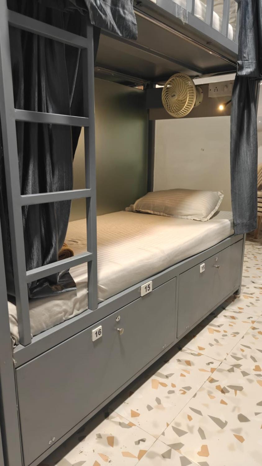 bunk bed