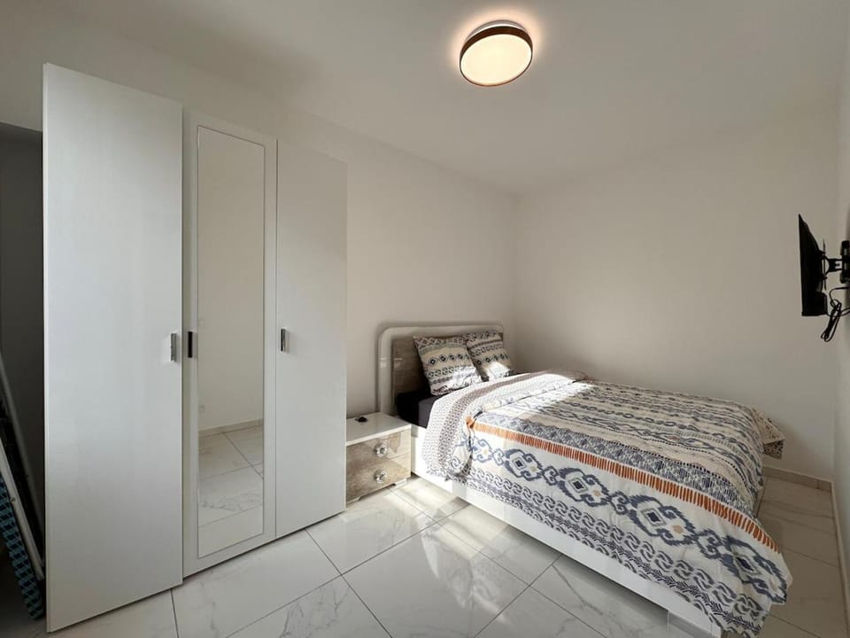 L'Atelier du Rocher - 5 People Apartment in Fontainebleau