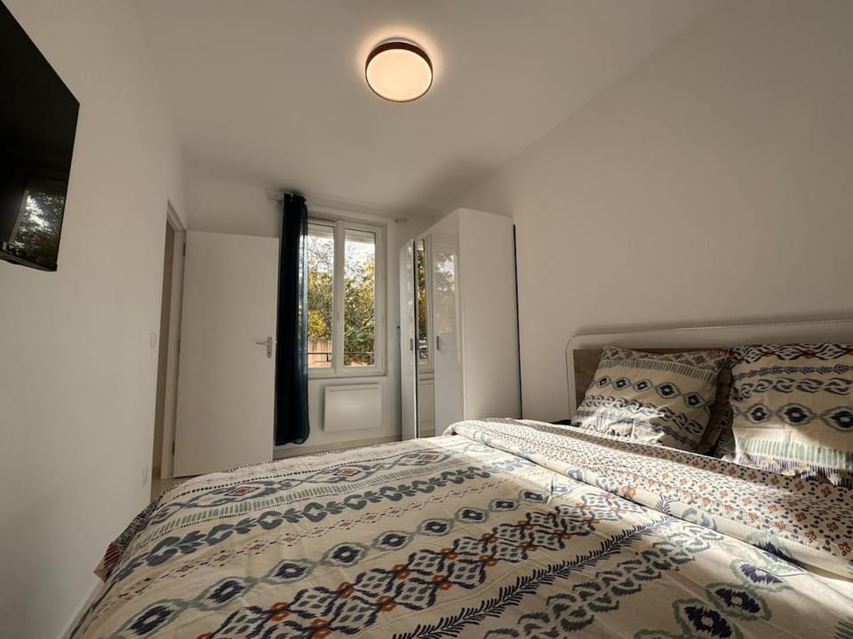 L'Atelier du Rocher - 5 People Apartment in Fontainebleau