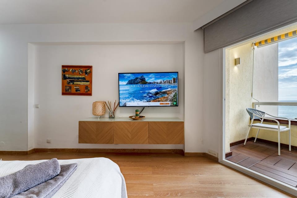 Communal lounge/ TV room, Living room