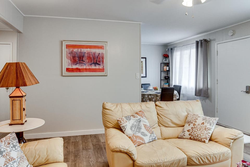 < 1 Mi to Dtwn Hilo: Comfy Condo w/ Pool Access House in Hilo