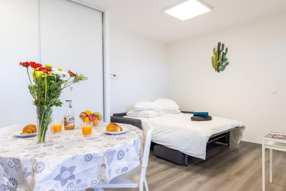 Living room, Bedroom