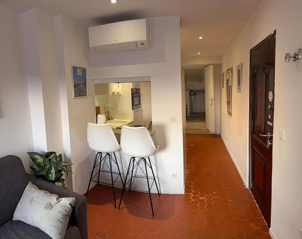 Dining area, air conditioner