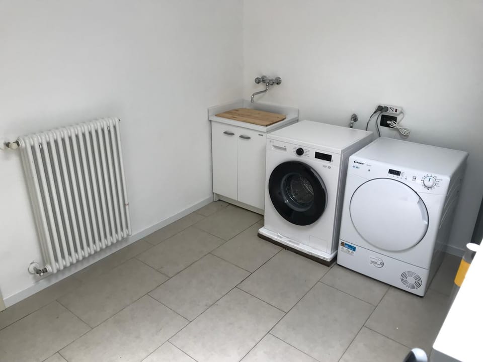 laundry, washing machine, dryer
