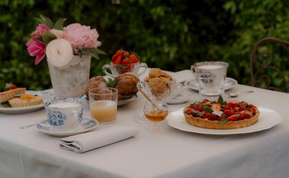 Food and drinks, Breakfast, Continental breakfast, Drinks