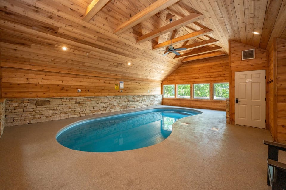 Lake Shore Legacy House in Deep Creek Lake