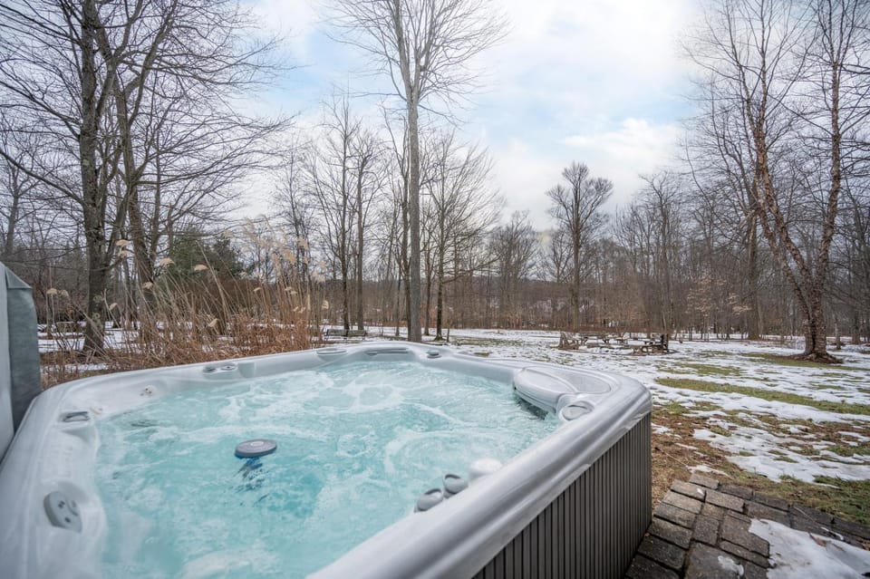 Lake Country House in Deep Creek Lake