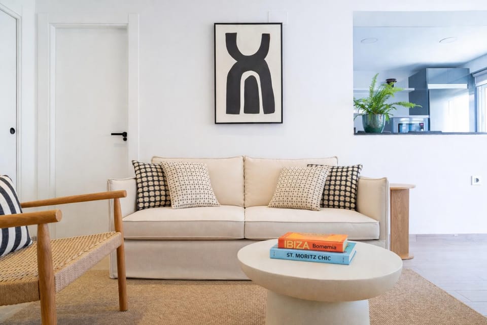 Living room, Seating area, kitchen