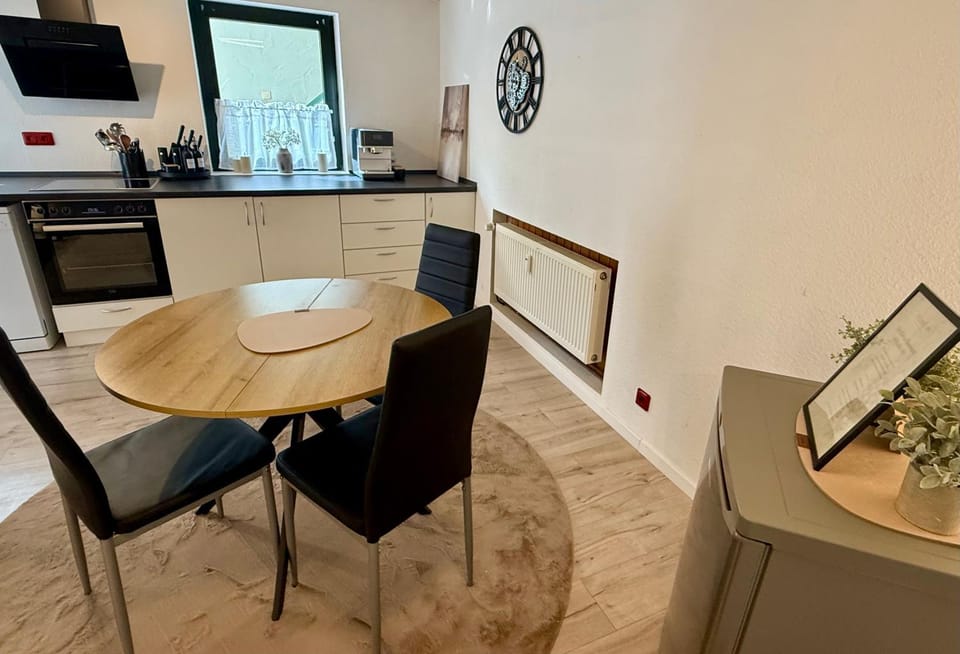 Kitchen or kitchenette, Dining area, stove, kitchen