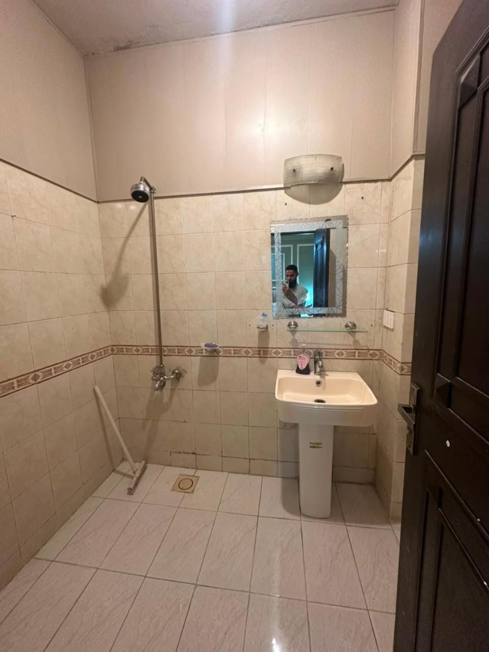 Shower, Bathroom, towels
