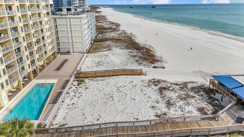 Boardwalk 387 by Vacation Homes Collection Apartment in Gulf Shores