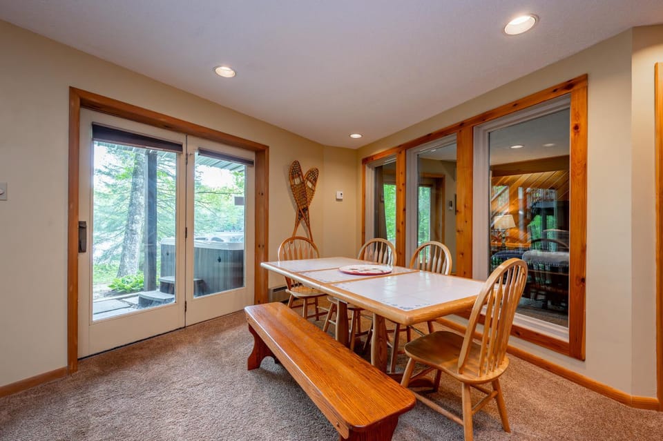 Summer Song by Railey Vacations House in Deep Creek Lake