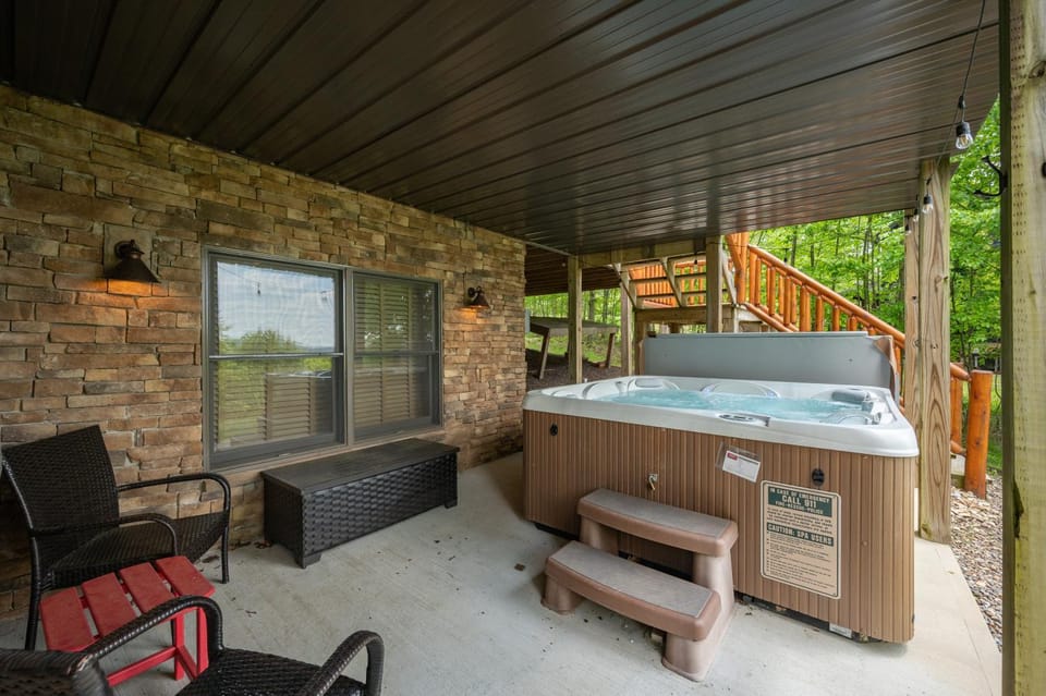 Stoneybrae Lodge House in Deep Creek Lake