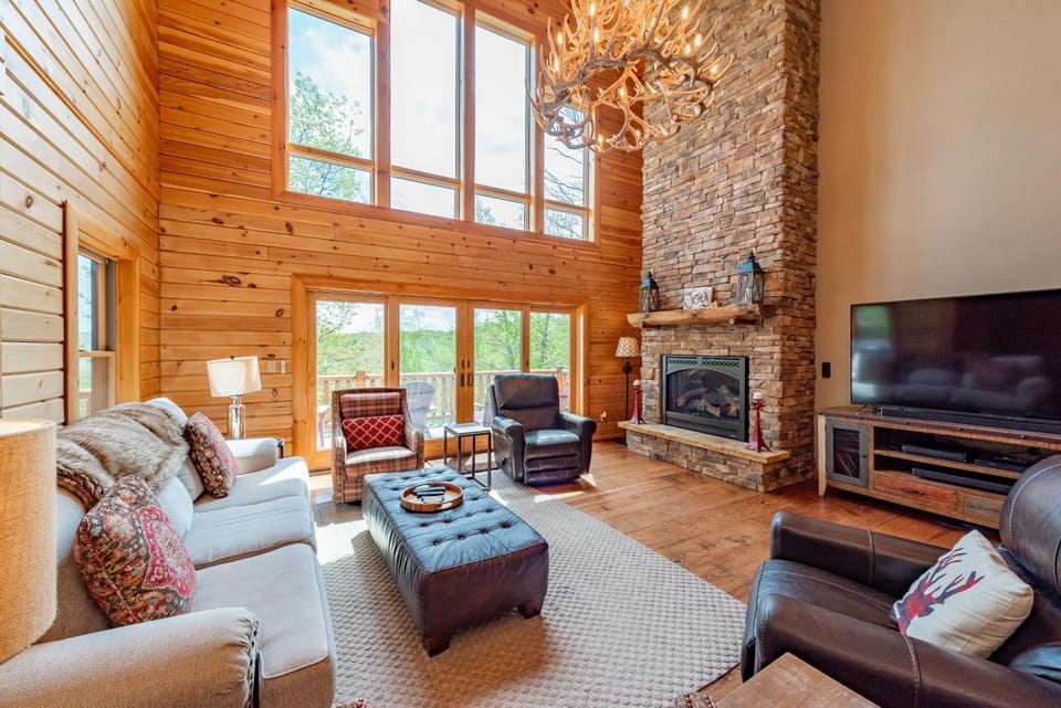 Stoneybrae Lodge House in Deep Creek Lake