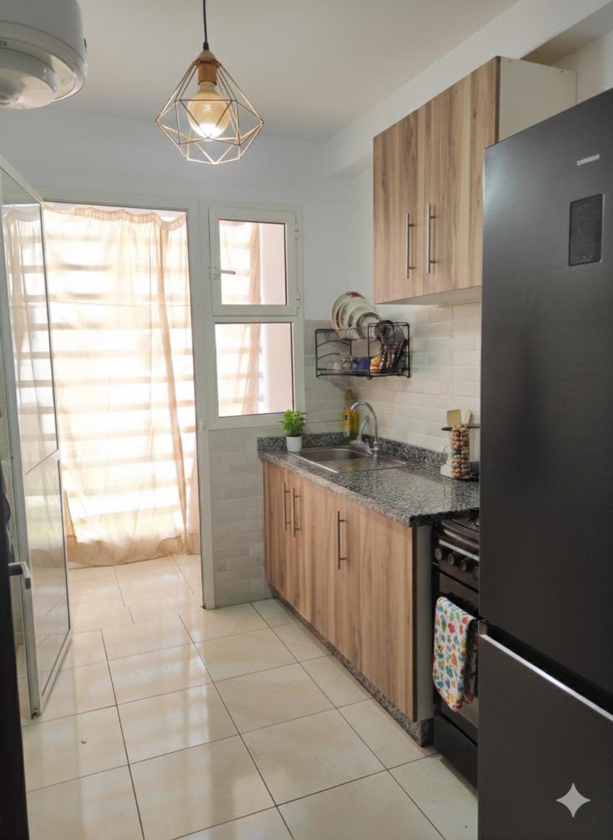 appartement familial a 5min de l'hôpital Mohamed 6 Apartment in Casablanca-Settat