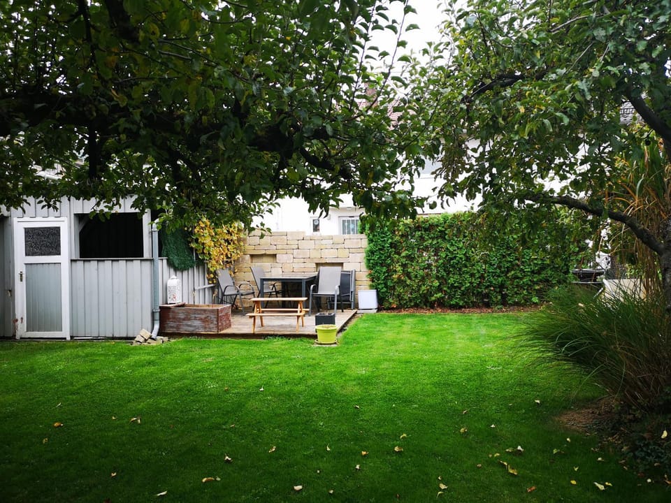 Garden, Balcony/Terrace
