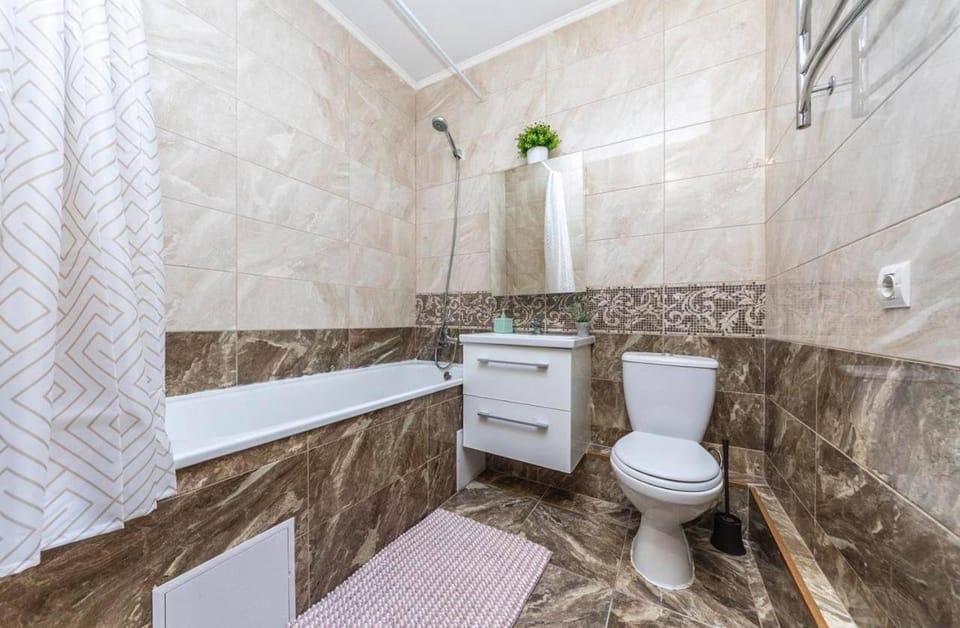 Квартира на першому поверсі 18006 Apartment in Kiev City - Kyiv