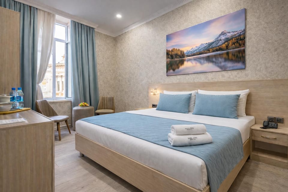 Bed, Photo of the whole room, Bedroom, towels