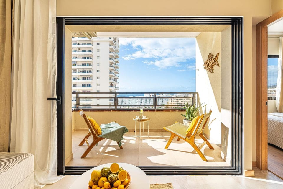 Patio, View (from property/room), Balcony/Terrace, Sea view, sunbed