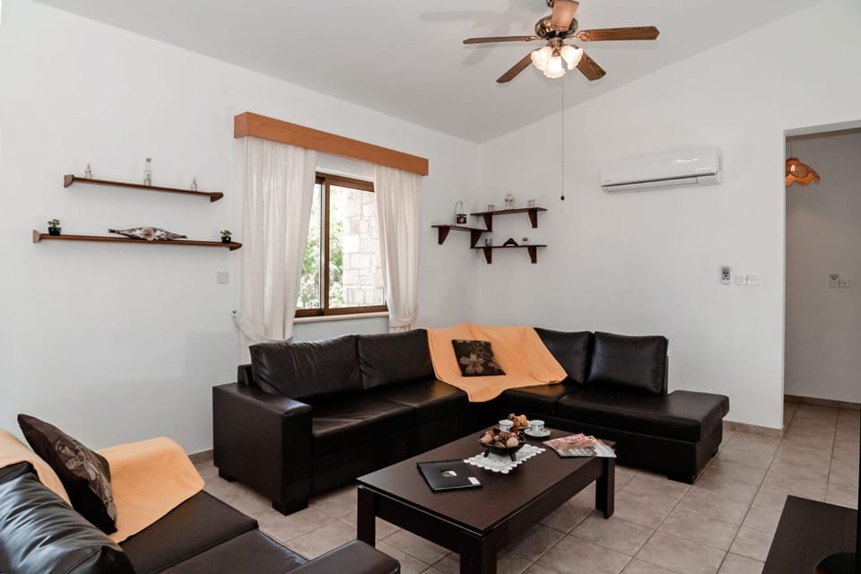 Villa Laguna by Villa Select Villa in Peyia
